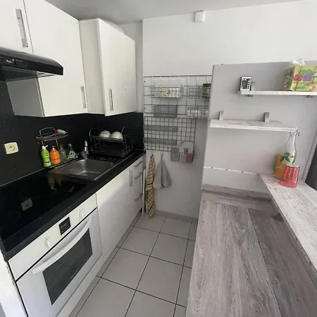 2 Au Coeur Du Port, Parking Et Piscine - Fr-1-723-48